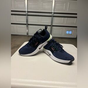 Womens Nike Renew in-season TR 10 size 11 Blackened Blue/Black